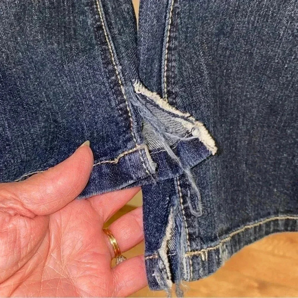 Distressed Truce Ripped Jeans Size 7 Juniors - Picture 6 of 9